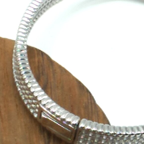 Silver-tone Hinged Crystal Pave Bangle Bracelet Fits Smaller Wrist NWOT - Picture 15 of 15
